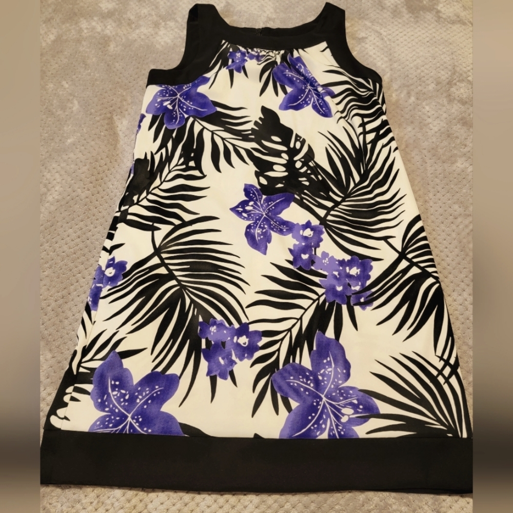 Beautiful purple black and white sundress.  with POCKETS